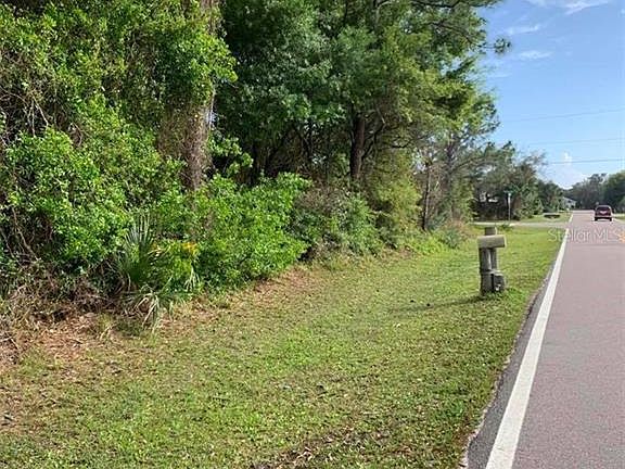 3rd image of 464 & 474 Macarthur Dr