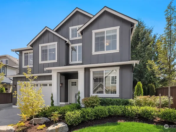 2369 209th Place SE, Sammamish, WA 98075