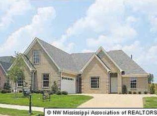 3168 S Pinetree Loop Cv, Southaven, MS 38672