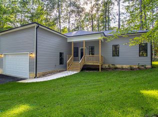725 Piccadilly Ct, Sanford, NC 27332