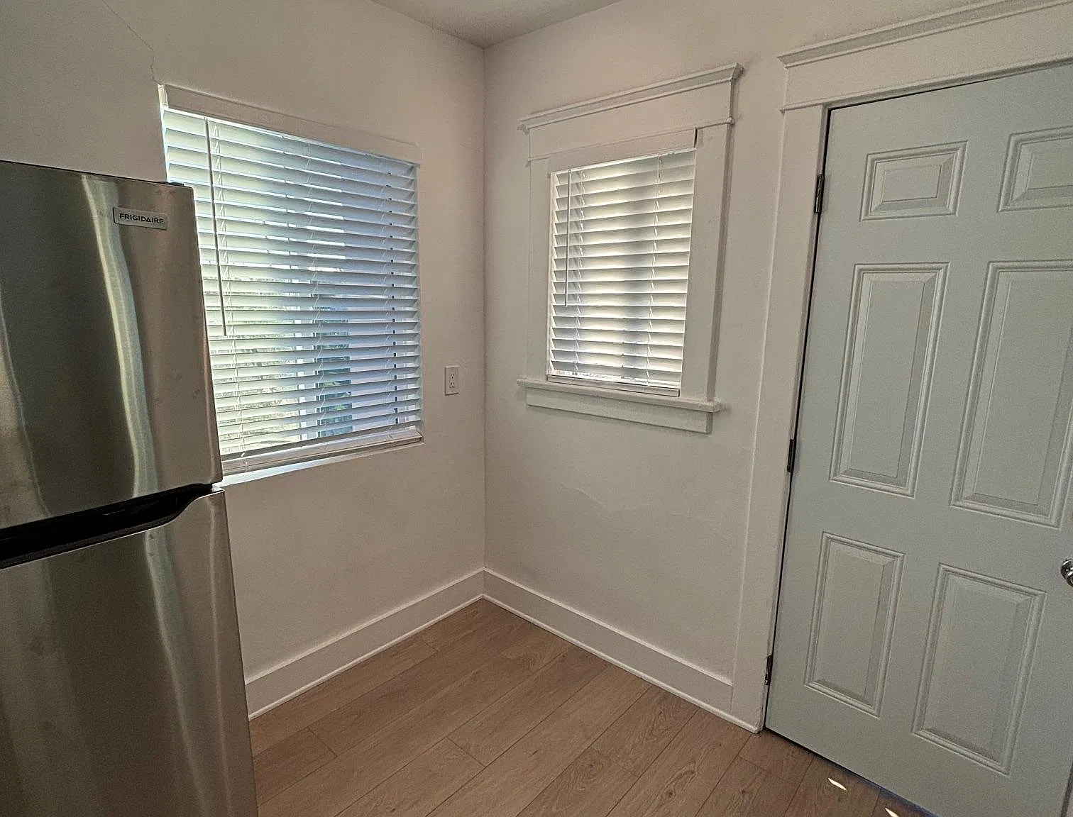 2134 Laverna Ave — Photo 4