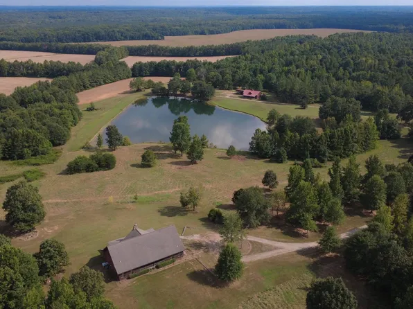 2415 Winwood Farms Loop, Middleton, TN 38052