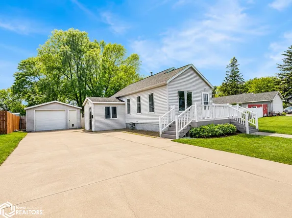 106 14th St N, Northwood, IA 50459