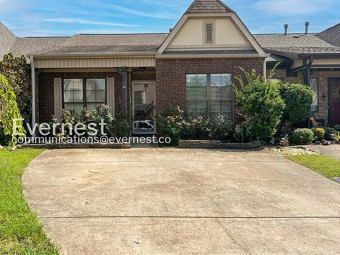 6082 Townley Ct