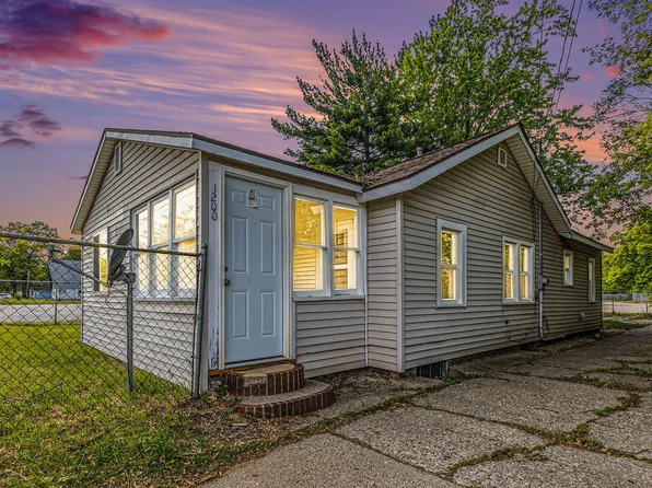 1200 E Broadway Ave, Norton Shores, MI 49444