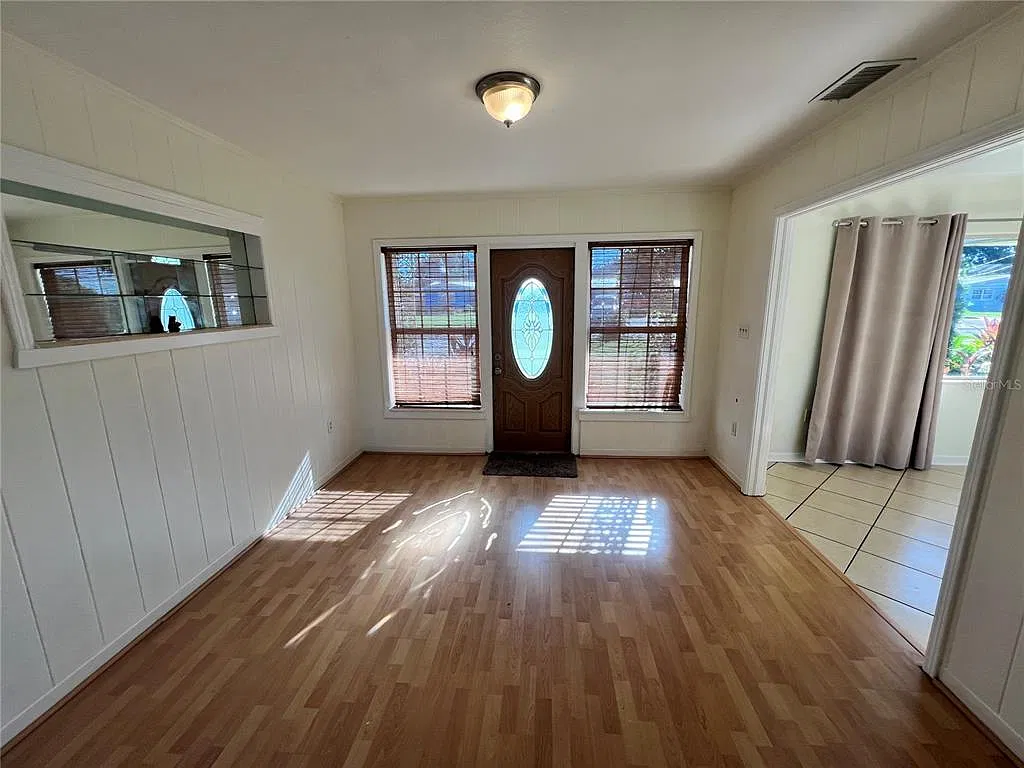 2 bed, 3.0 bath, 1649 sqft, $1,800 — Photo 3
