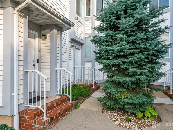 1702 Amanda Ct, Piscataway, NJ 08854