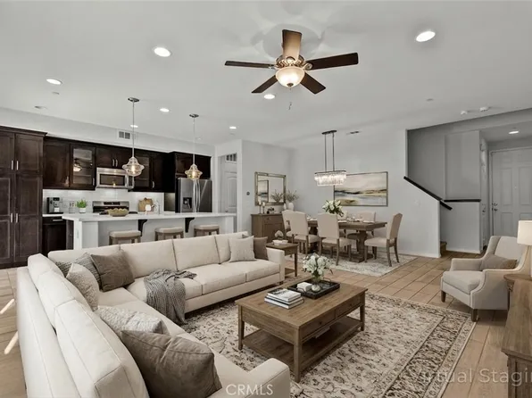 22105 Barrington Way, Santa Clarita, CA 91350
