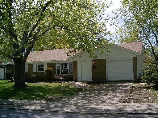 1st image of 1251 E King Dr