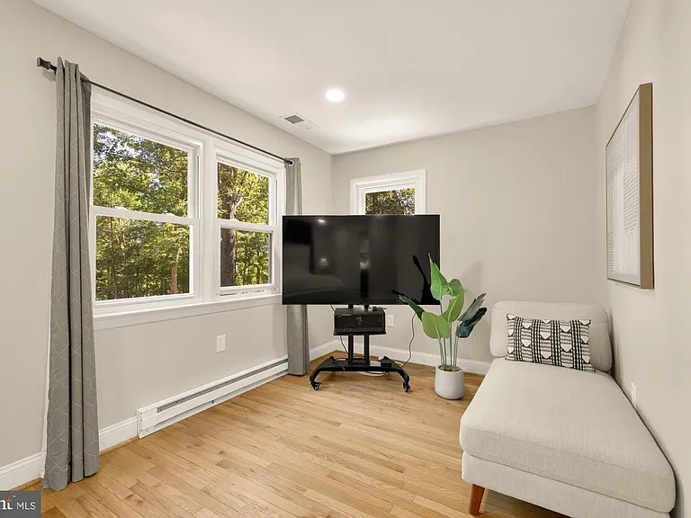 45383 Persimmon Ln — Photo 14