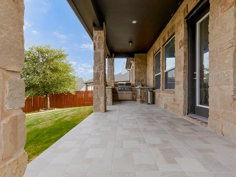 726 Kingston Pl — Photo 44