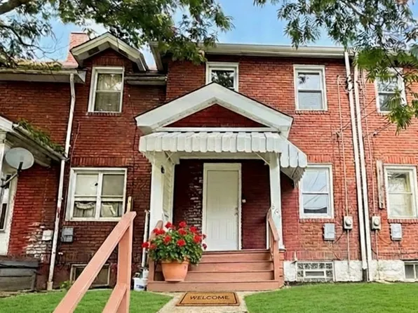 864 Vankirk St, Clairton, PA 15025