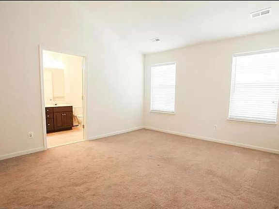 4th image of 22688 Parkland Farms Ter