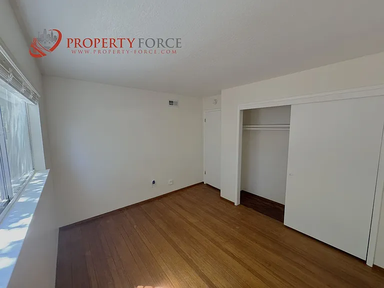 936 Constitution Dr — Photo 16