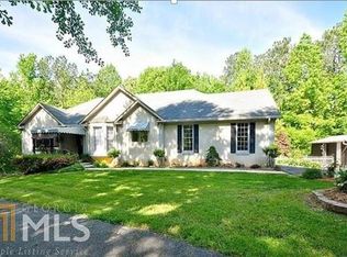 68 Lake Ridge Dr, Newnan, GA 30263