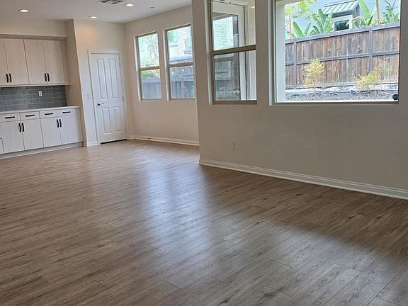 4th image of 1233 Calle Pomelo Unit 3