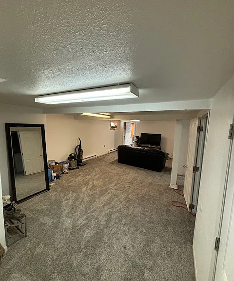 815 College St N — Photo 14