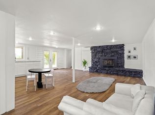 8062 Elm Ln, Rogers, AR 72756