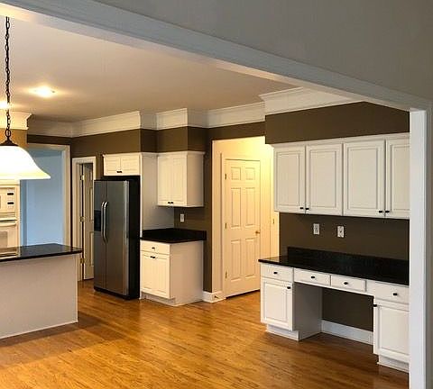 5th image of 1412 Wedmore Way SE