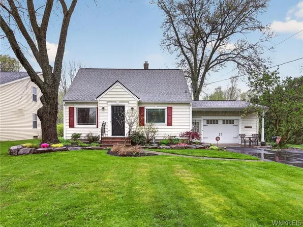 4412 Clark St, Hamburg, NY 14075