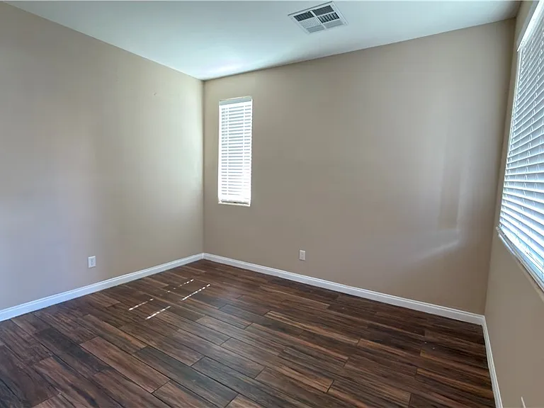 6675 Prairie Dusk Dr — Photo 2