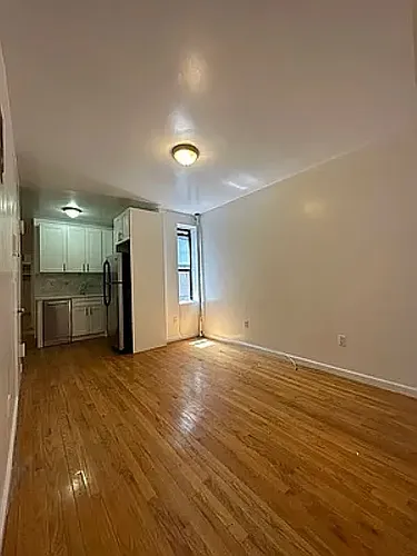 315 W 54th St #15 Photo 1