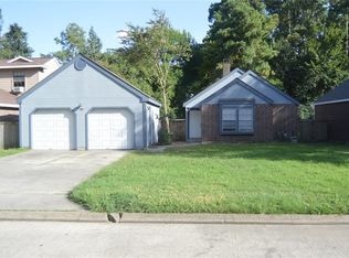 96 W High Oaks Cir, Spring, TX 77380