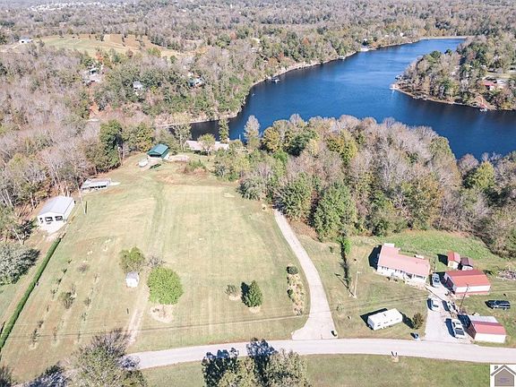 3rd image of 363 Lisanby Point Rd