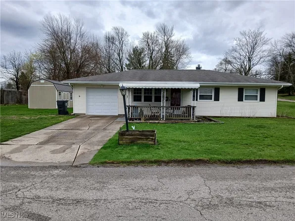 97 Idlewood Rd, Youngstown, OH 44515