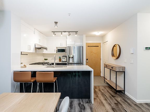 5th image of 3050 Dayanee Springs Blvd #411