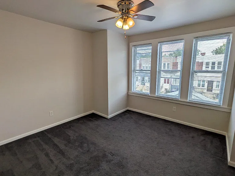 5933 Trinity St #2 — Photo 20