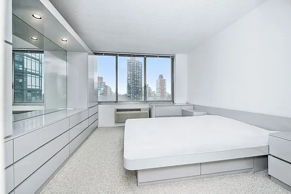 Rented by Keller Williams NYC | media 5