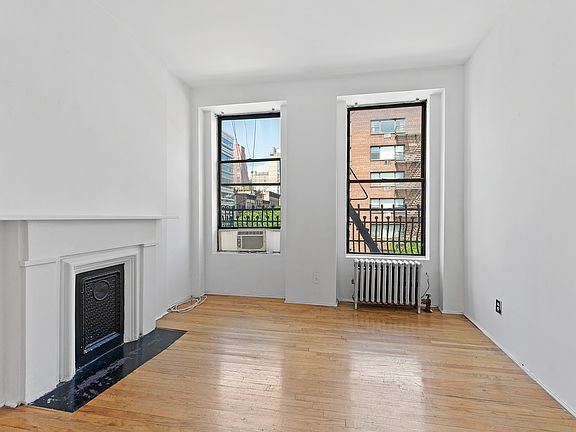 4th image of 201 E 82nd St APT 4N