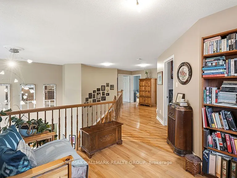 159 Borealis Cres — Photo 21