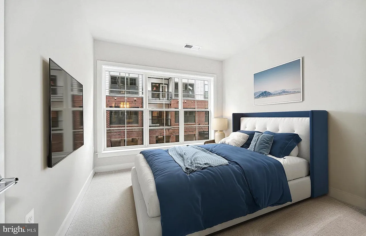 2 bed, 1452 sqft, $3,500 — Photo 3