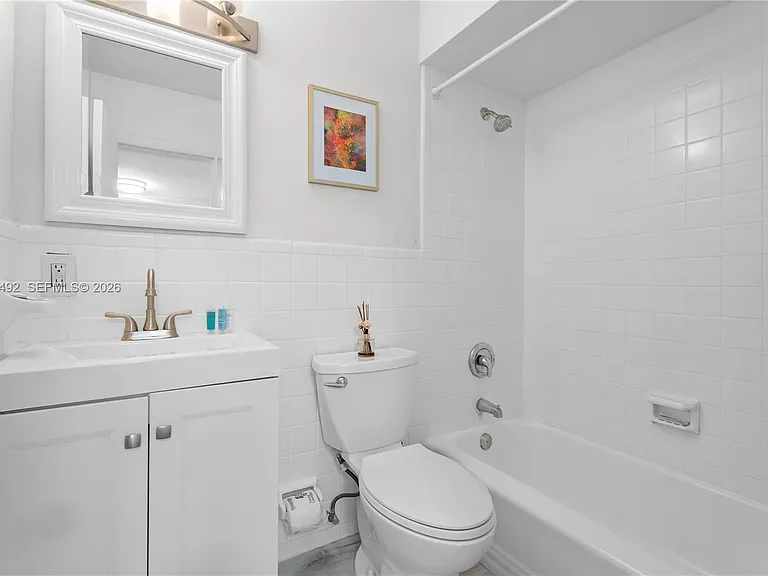 1601 Bay Rd #7 — Photo 11