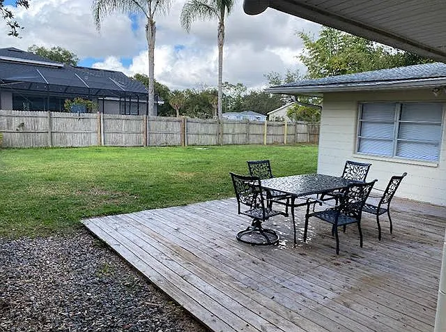 2405 Buckingham Ave — Photo 13