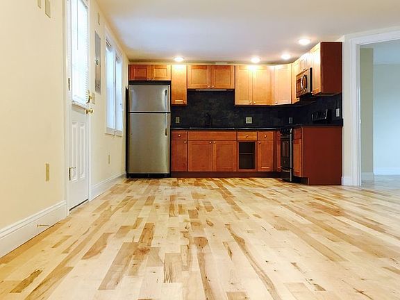 2nd image of 158 North St #9699531