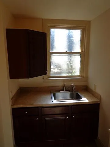 504 W Orange St #1 — Photo 6