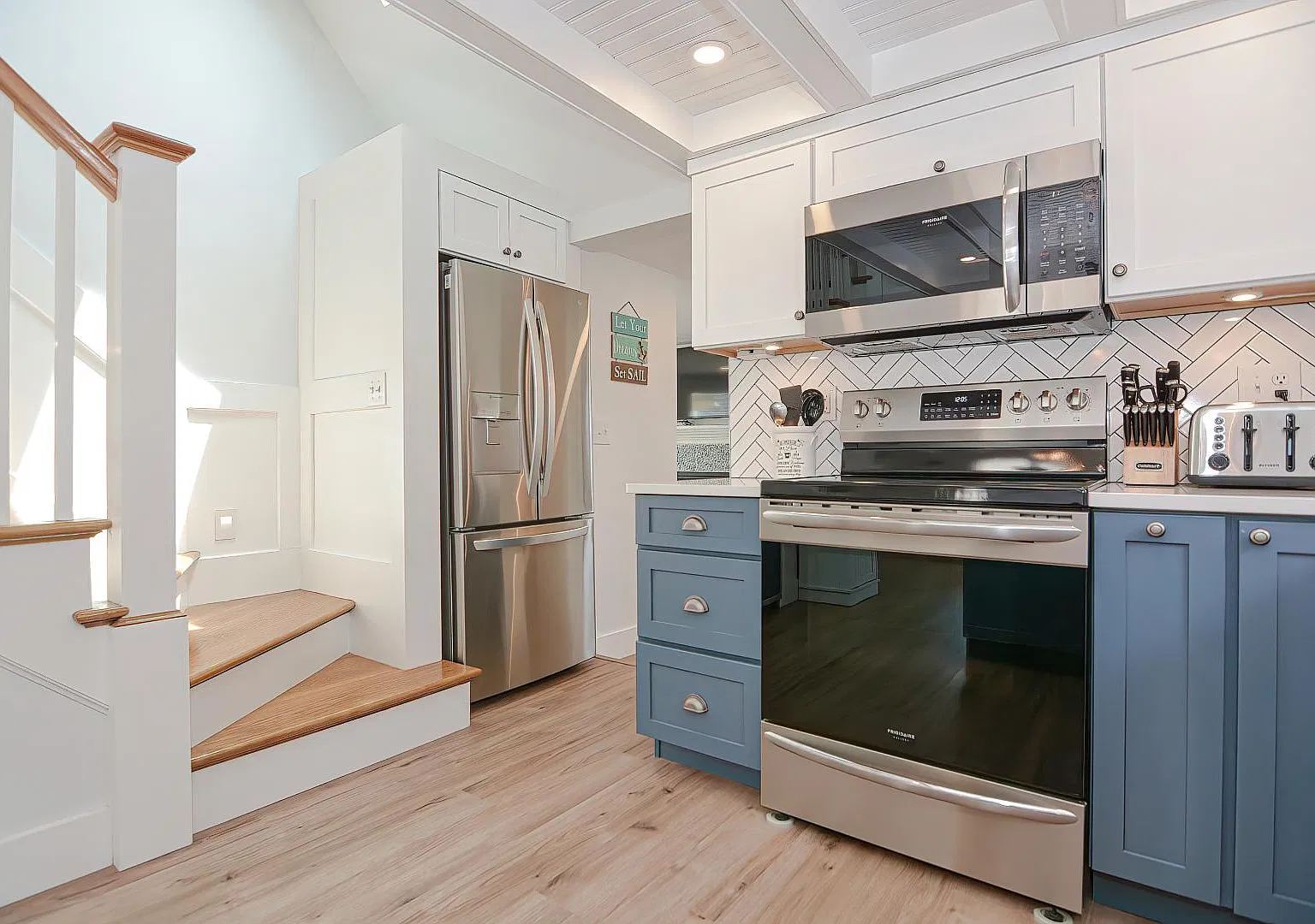 135 Taylor Avenue — Photo 2