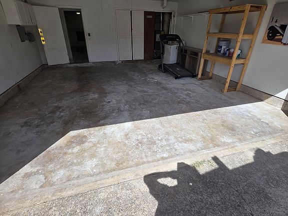 2nd image of 7005 Pebble Ln #7005