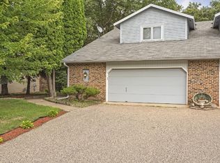 4402 Churchill St N, Shoreview, MN 55126