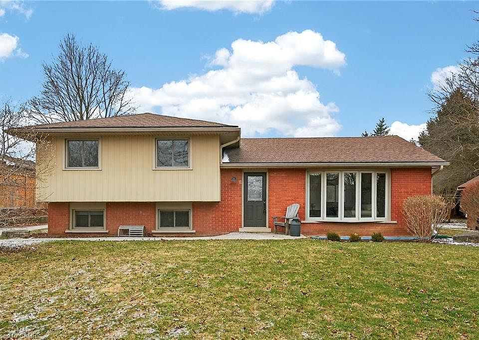 1st image of 847 Governors Rd