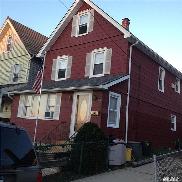 2nd image of 39 Maxwell Ave