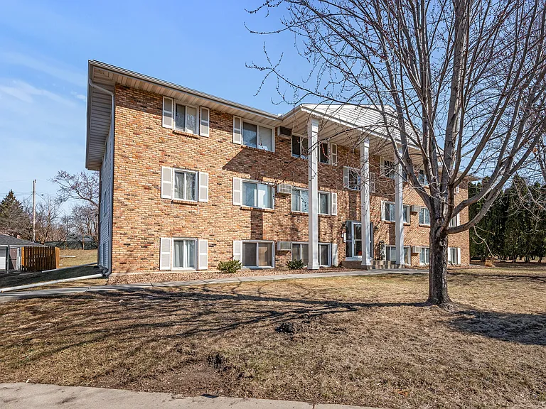 2720 Rosalyn Ct #202 — Photo 28