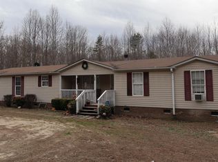 195 Casey Cir, Keeling, VA 24566