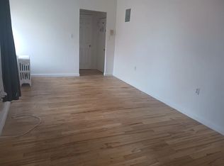 402 W 51st St APT 4C, New York, NY 10019