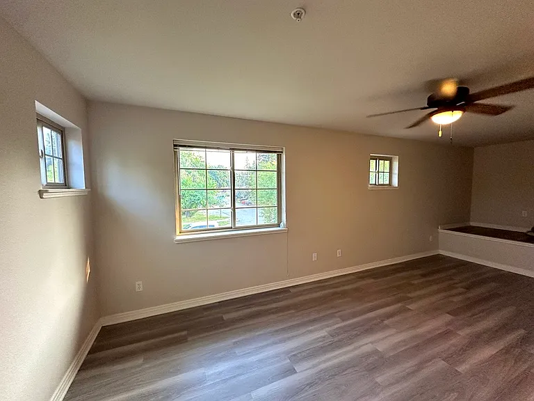 901 Spruce St #D — Photo 4