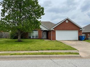 705 Picadilly St, Bentonville, AR 72712