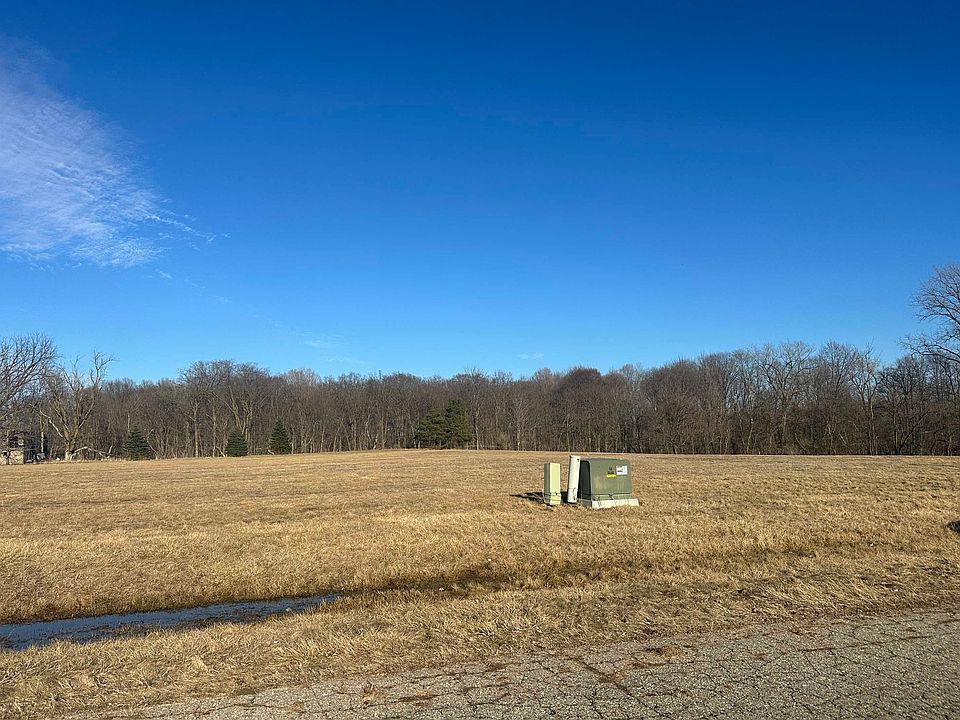 1st image of Alexander Ln